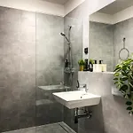 Апартаменты Cozy With Ac For Couples - Old Town Краков