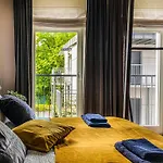 Cozy With Ac For Couples - Old Town Апартаменты