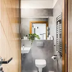 Апартаменты Cozy With Ac For Couples - Old Town Краков