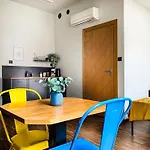 Cozy With Ac For Couples - Old Town 公寓 *