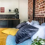 Cozy With Ac For Couples - Old Town 公寓 *