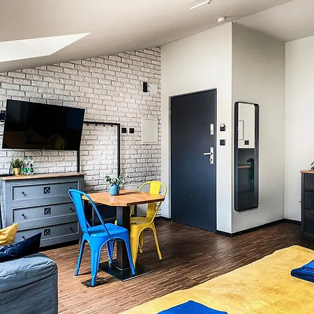 Cozy With Ac For Couples - Old Town Appartement *