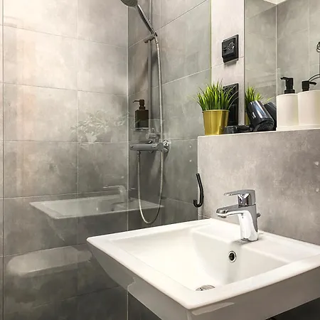 Cozy With Ac For Couples - Old Town *