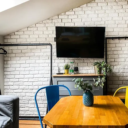 Apartment Cozy With Ac For Couples - Old Town *