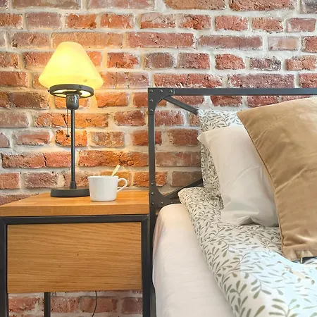 Cozy With Ac For Couples - Old Town Appartement