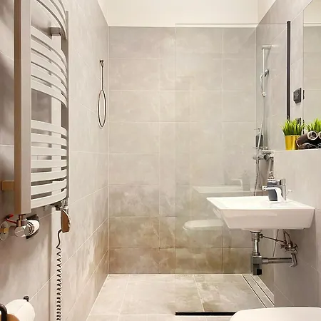 公寓 Cozy With Ac For Couples - Old Town
