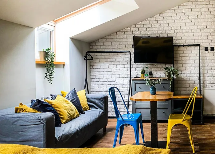 Cozy With Ac For Couples - Old Town Apartamento Cracovia