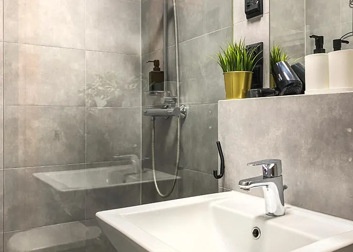 Cozy With Ac For Couples - Old Town *