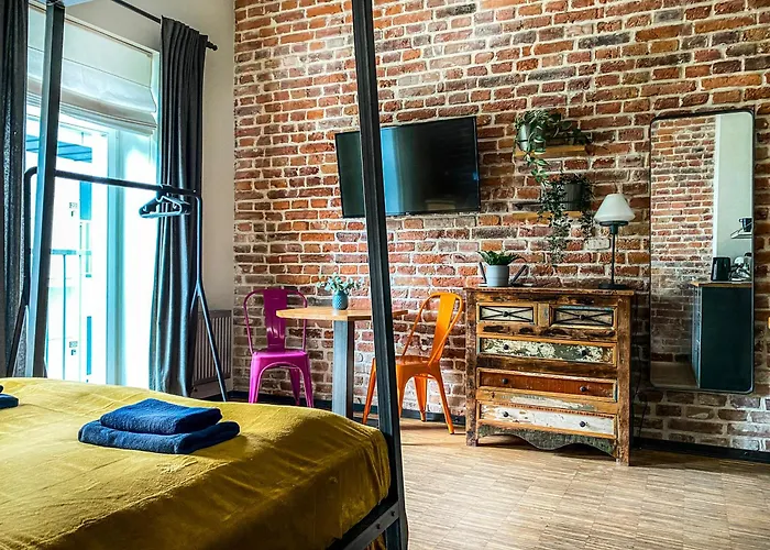 Cozy With Ac For Couples - Old Town Apartamento *