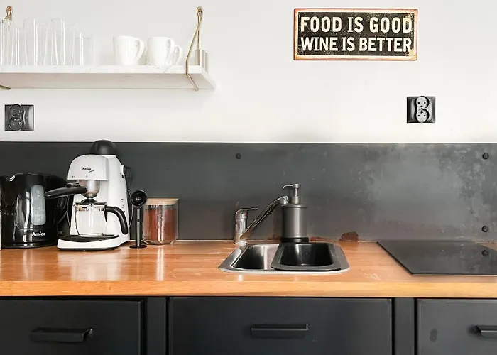 Cozy With Ac For Couples - Old Town Apartamento Cracovia