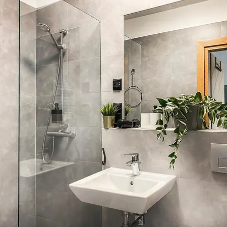 Cozy With Ac For Couples - Old Town Apartman *